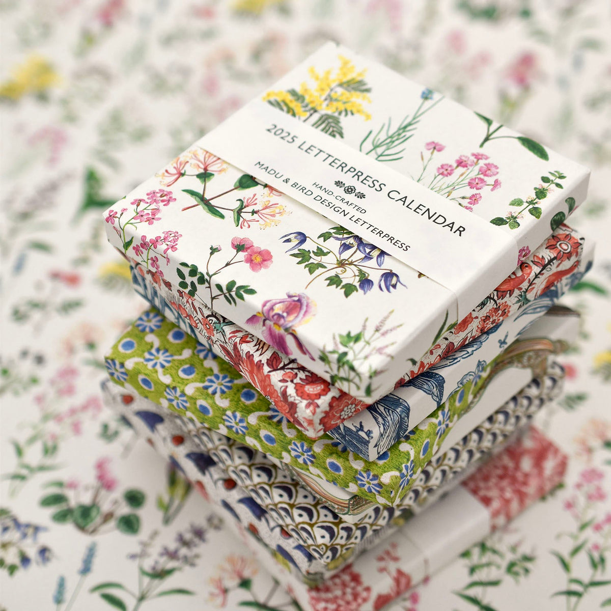 Happy Blooming 2025! レタープレスカレンダー発売のお知らせ
